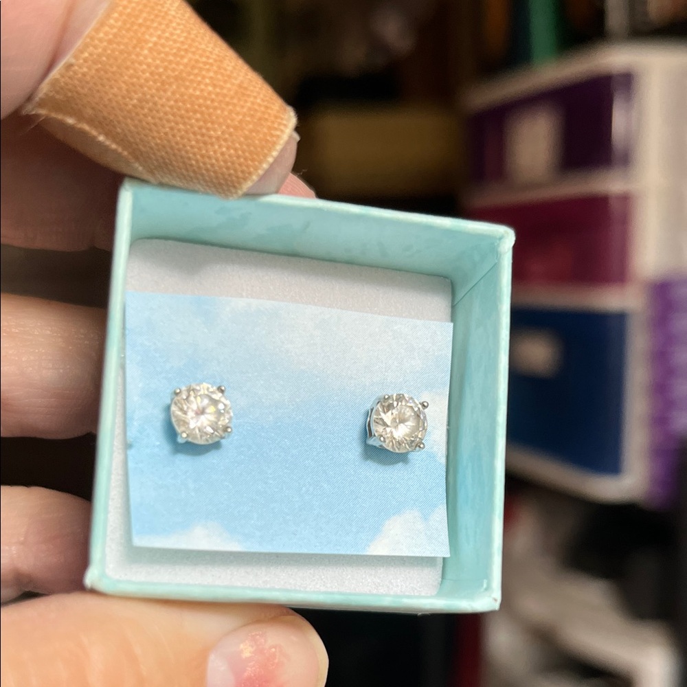 Dazzling 925 Silver CZ Stud Earrings
